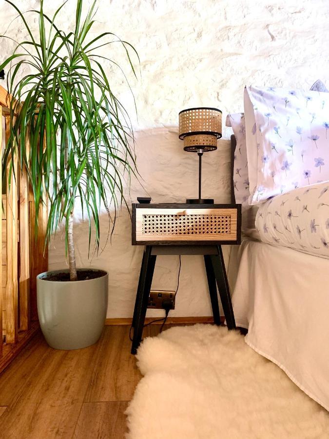 Old Nursery Coity Екстер'єр фото