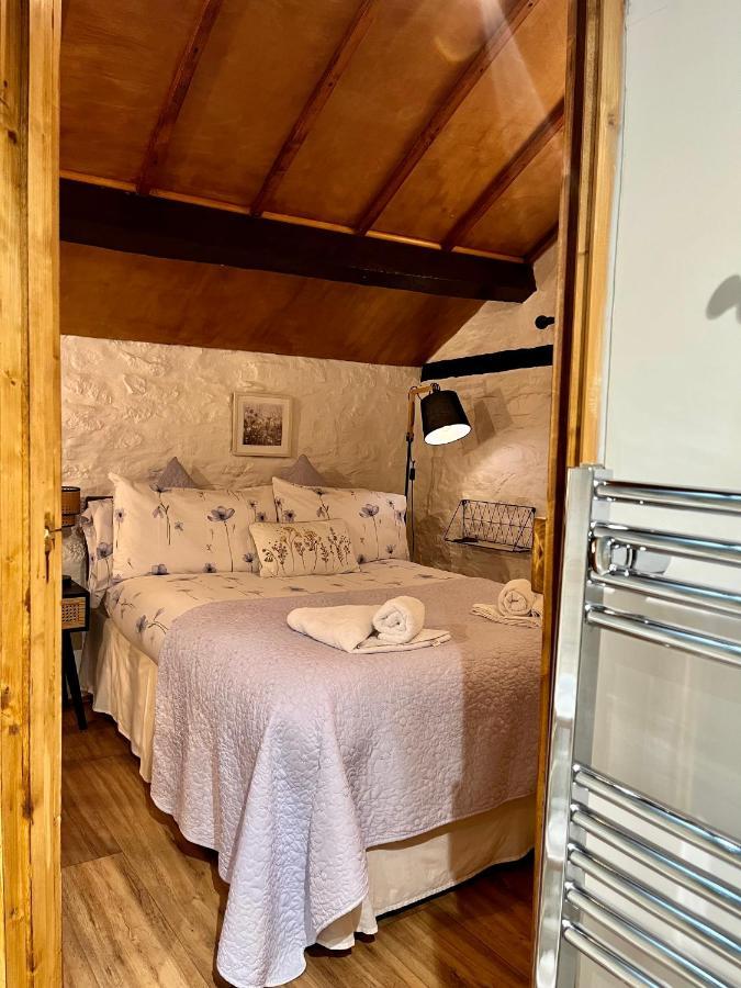 Old Nursery Coity Екстер'єр фото